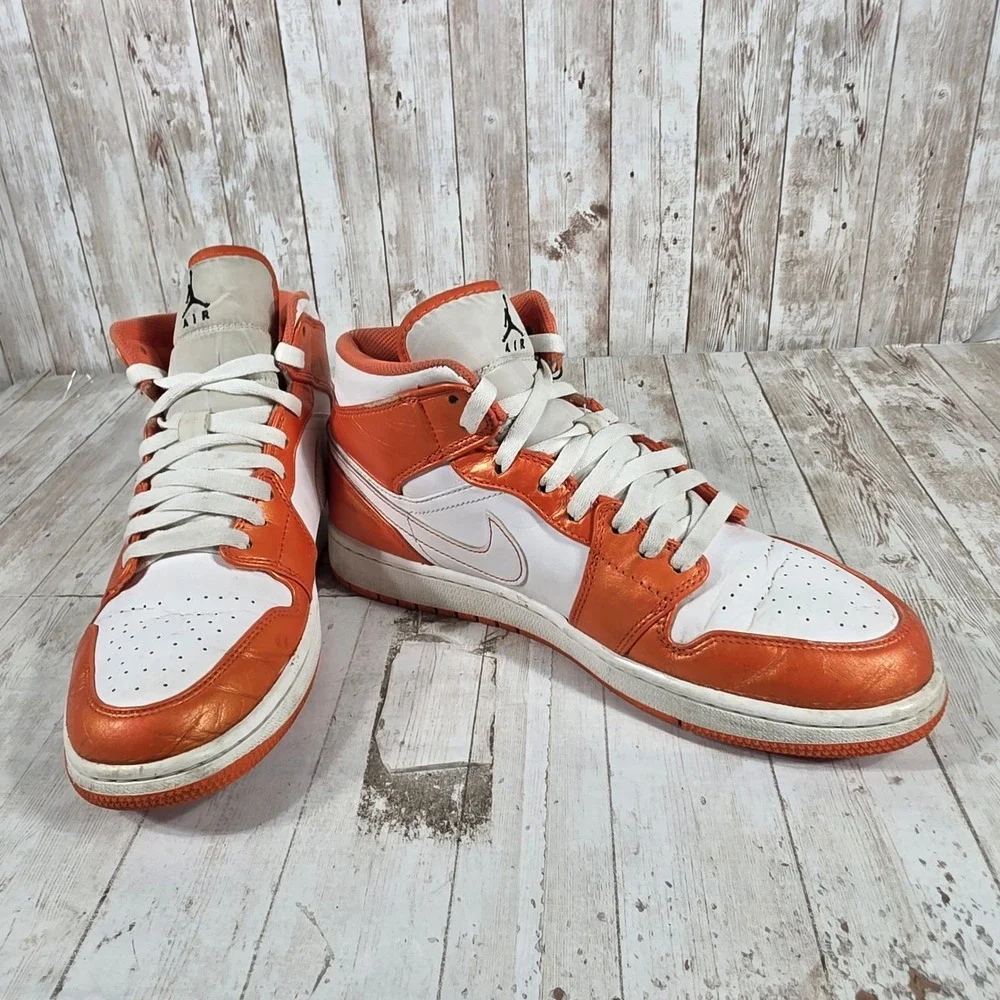 Nike Air Jordan‎ 1 Mid Metallic Orange White Mens 9.5 DM3531-800 2021 Basketball